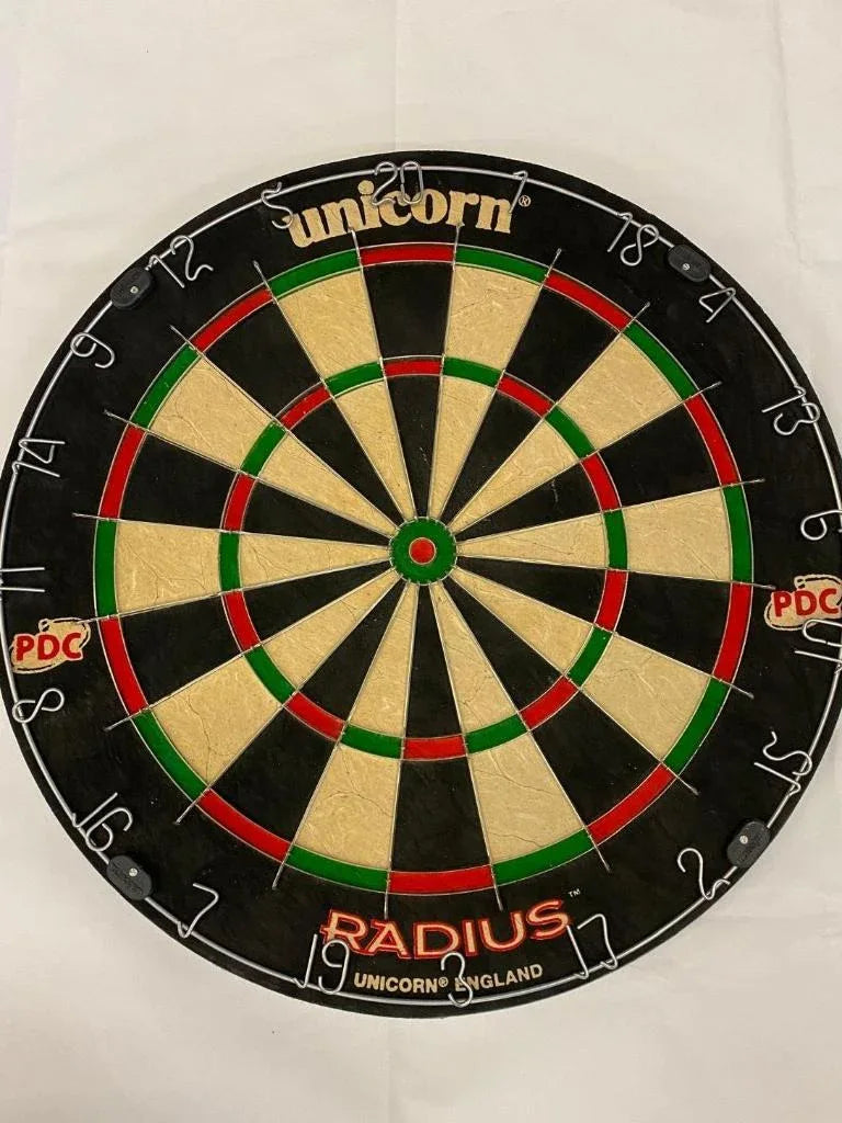 Cible de fléchettes acier Unicorn Radius