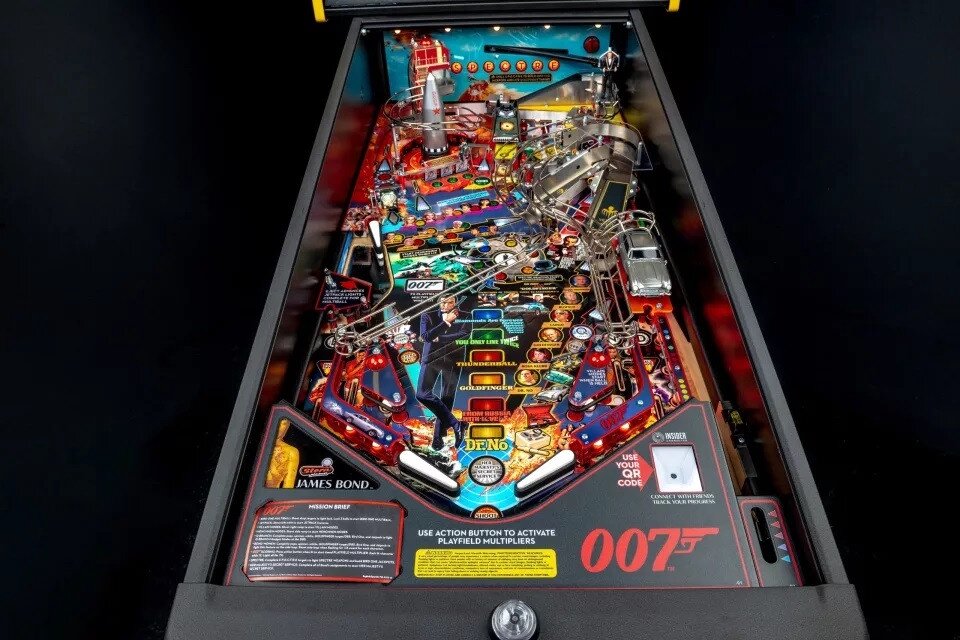 James Bond Premium Flipperautomat